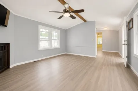 32 Circle Road Ossipee NH 03814-6846