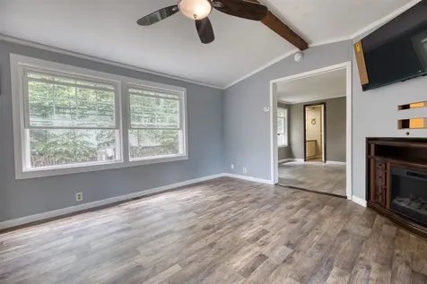 32 Circle Road Ossipee NH 03814-6846