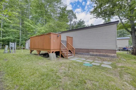 32 Circle Road Ossipee NH 03814-6846