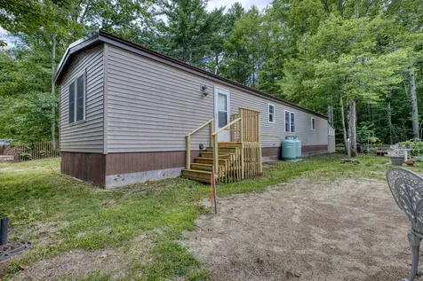 32 Circle Road Ossipee NH 03814-6846