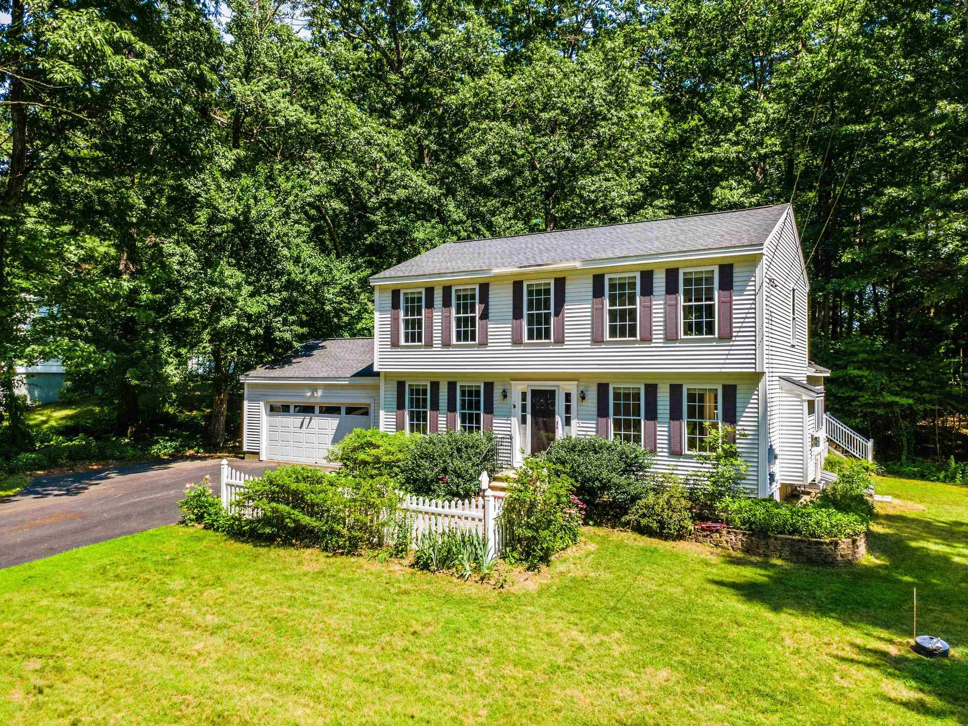 14 Davis Road Merrimack NH 03054