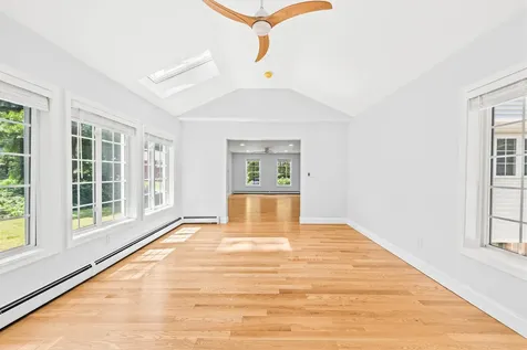 14 Davis Road Merrimack NH 03054