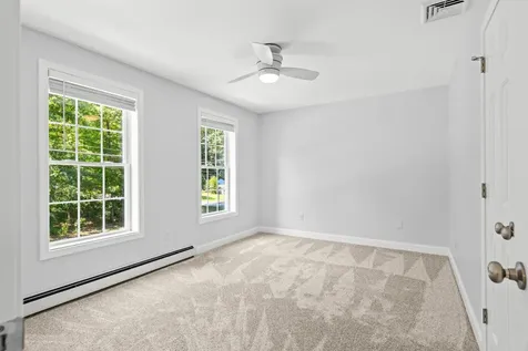 14 Davis Road Merrimack NH 03054