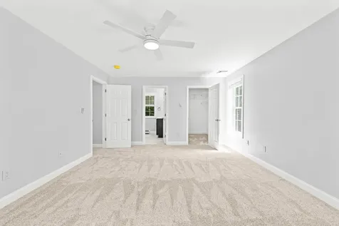 14 Davis Road Merrimack NH 03054