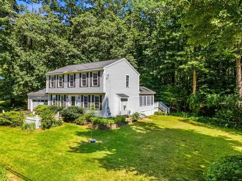 14 Davis Road Merrimack NH 03054
