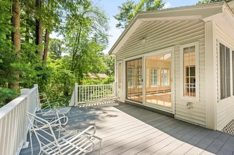 14 Davis Road Merrimack NH 03054