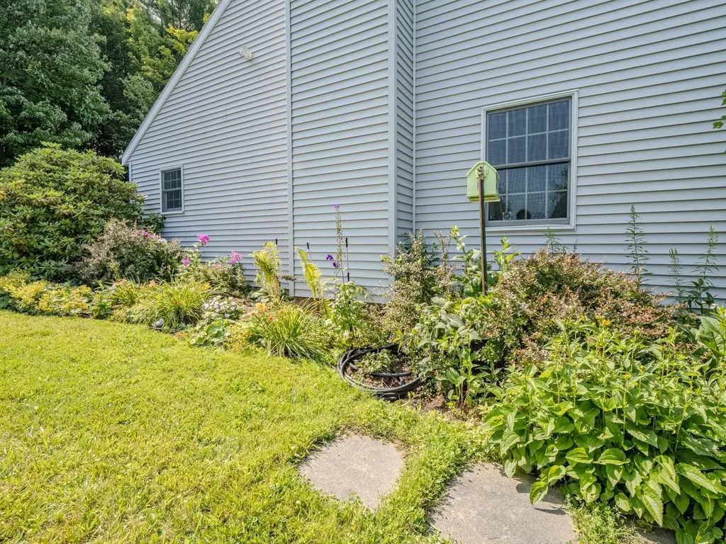 463 Blossom Hill Pawlet VT 05761