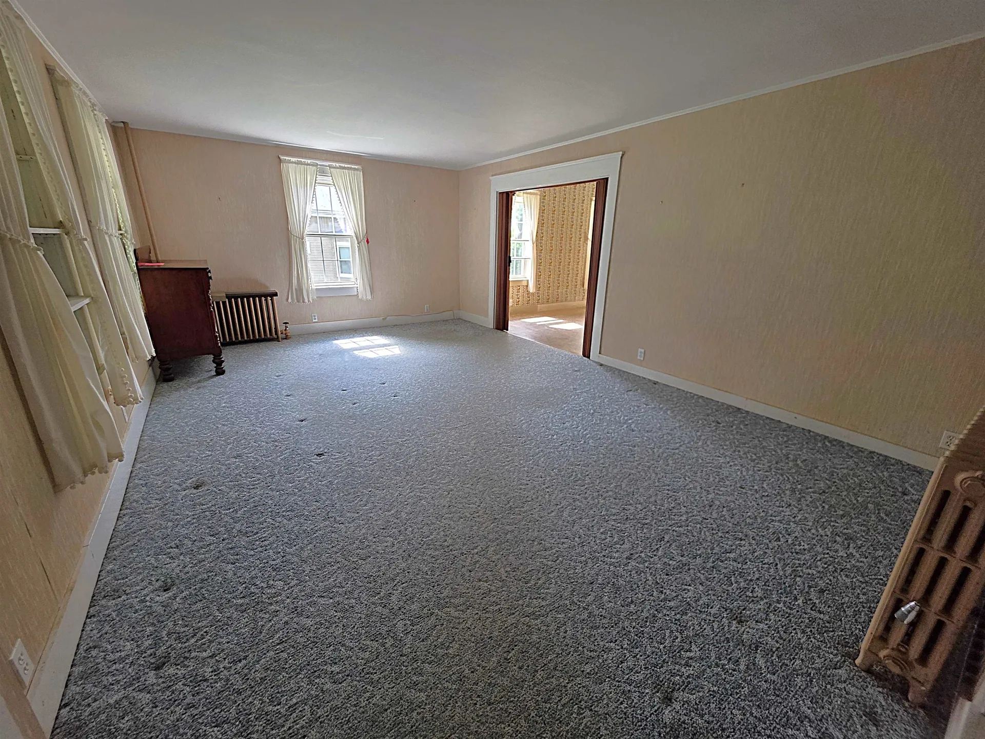 15 Maple Avenue Chelsea VT 05038