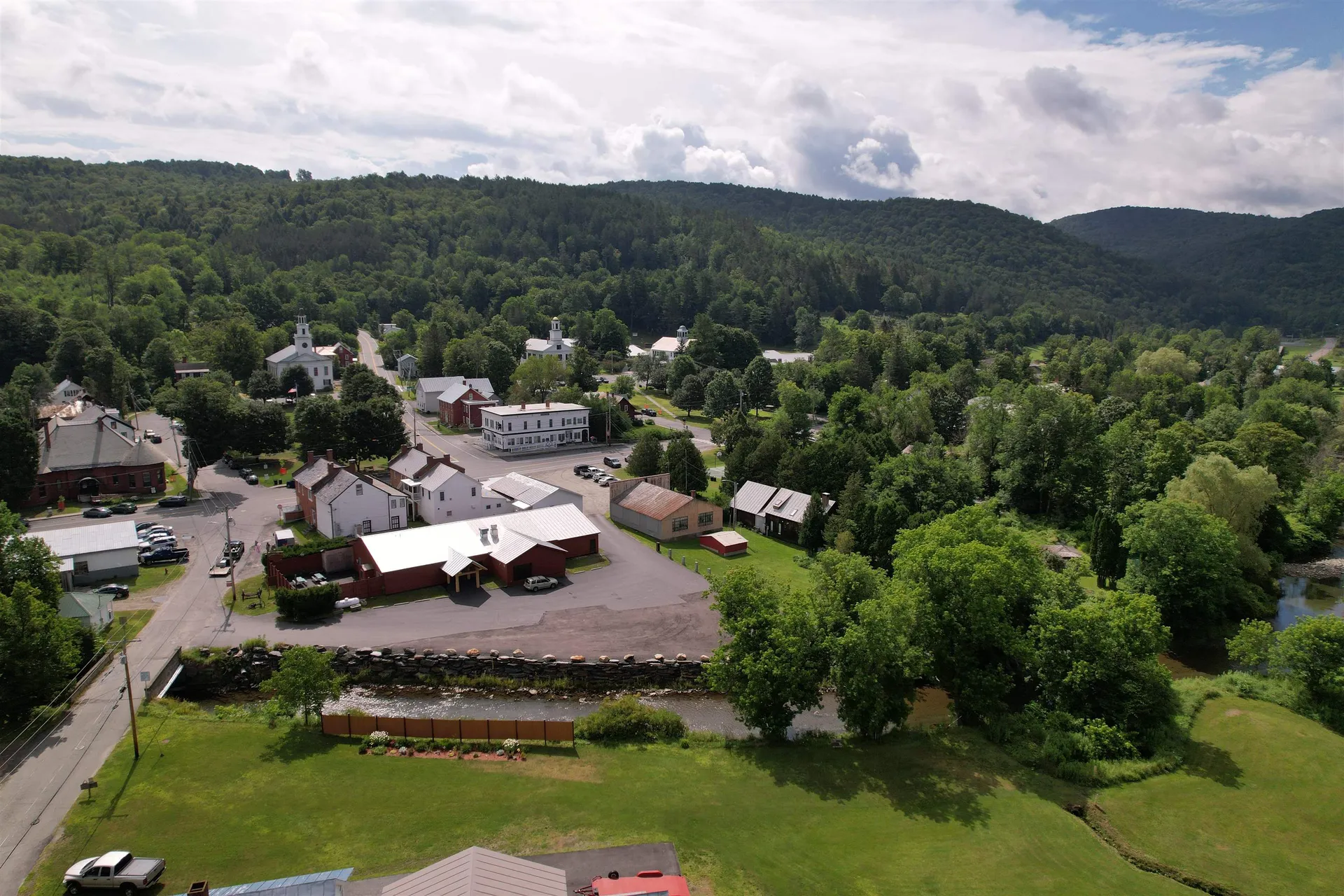 15 Maple Avenue Chelsea VT 05038