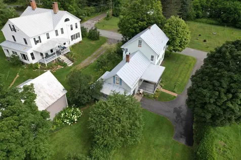15 Maple Avenue Chelsea VT 05038