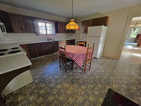 15 Maple Avenue Chelsea VT 05038