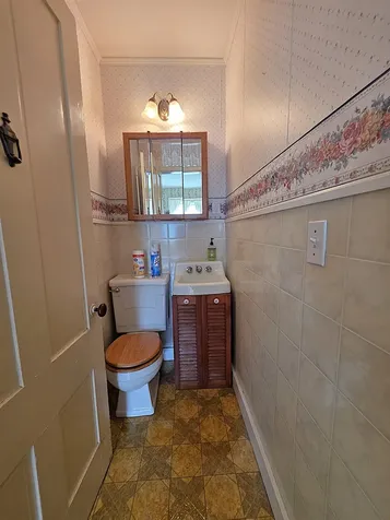15 Maple Avenue Chelsea VT 05038