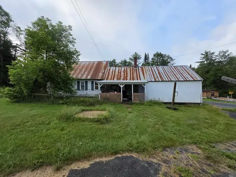 16 Brookside Lane Lyndon VT 05851