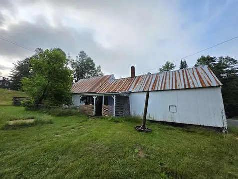 16 Brookside Lane Lyndon VT 05851