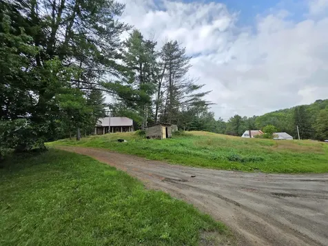 16 Brookside Lane Lyndon VT 05851