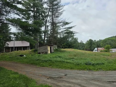 16 Brookside Lane Lyndon VT 05851