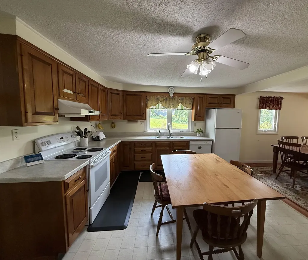 447 Concord Avenue St. Johnsbury VT 05819
