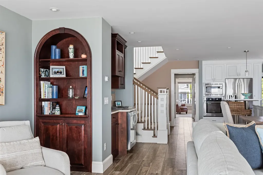 4 Nor'east Lane Hampton NH 03842