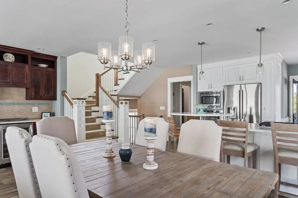 4 Nor'east Lane Hampton NH 03842