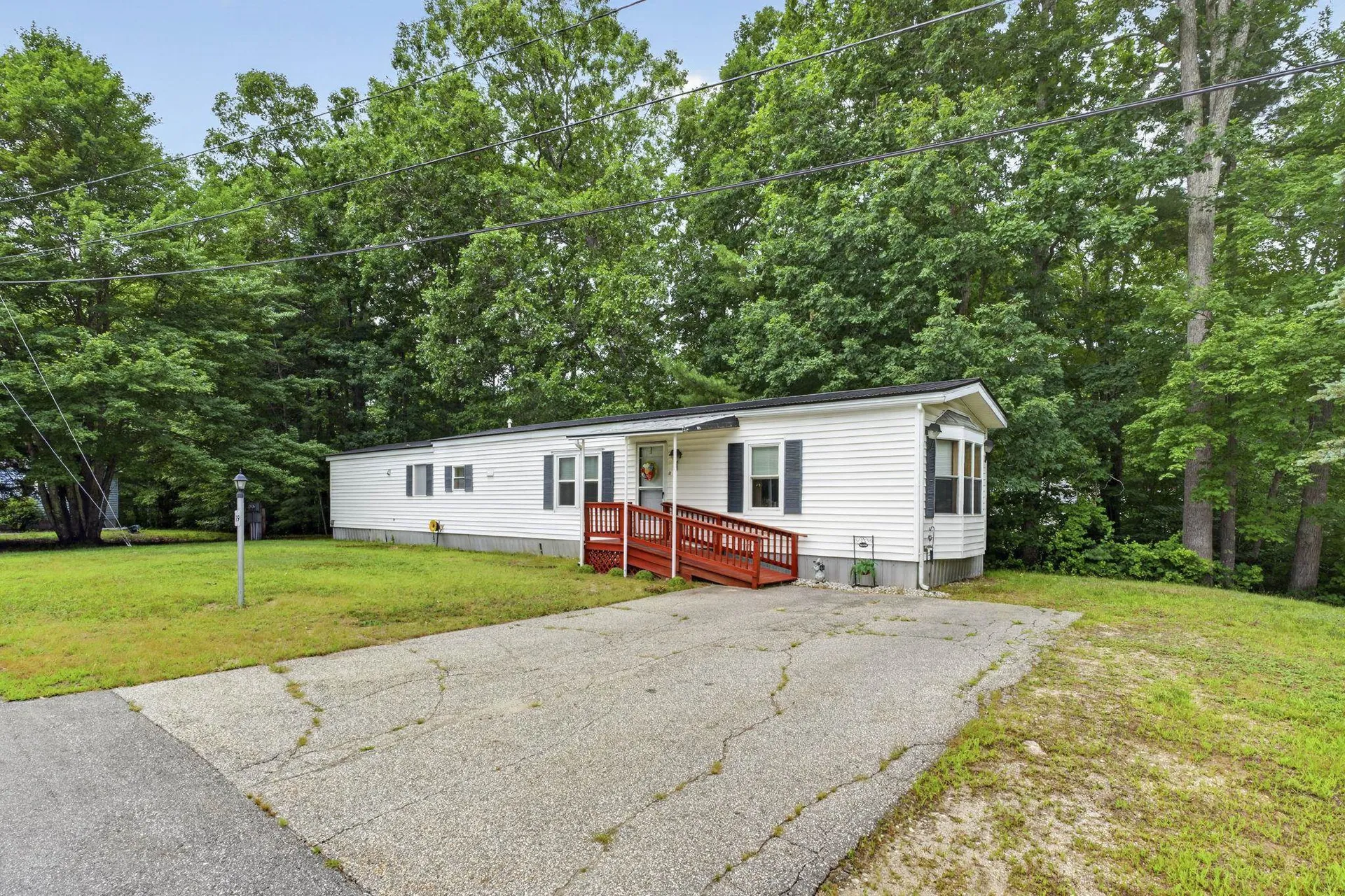 19 Village Drive Raymond NH 03077