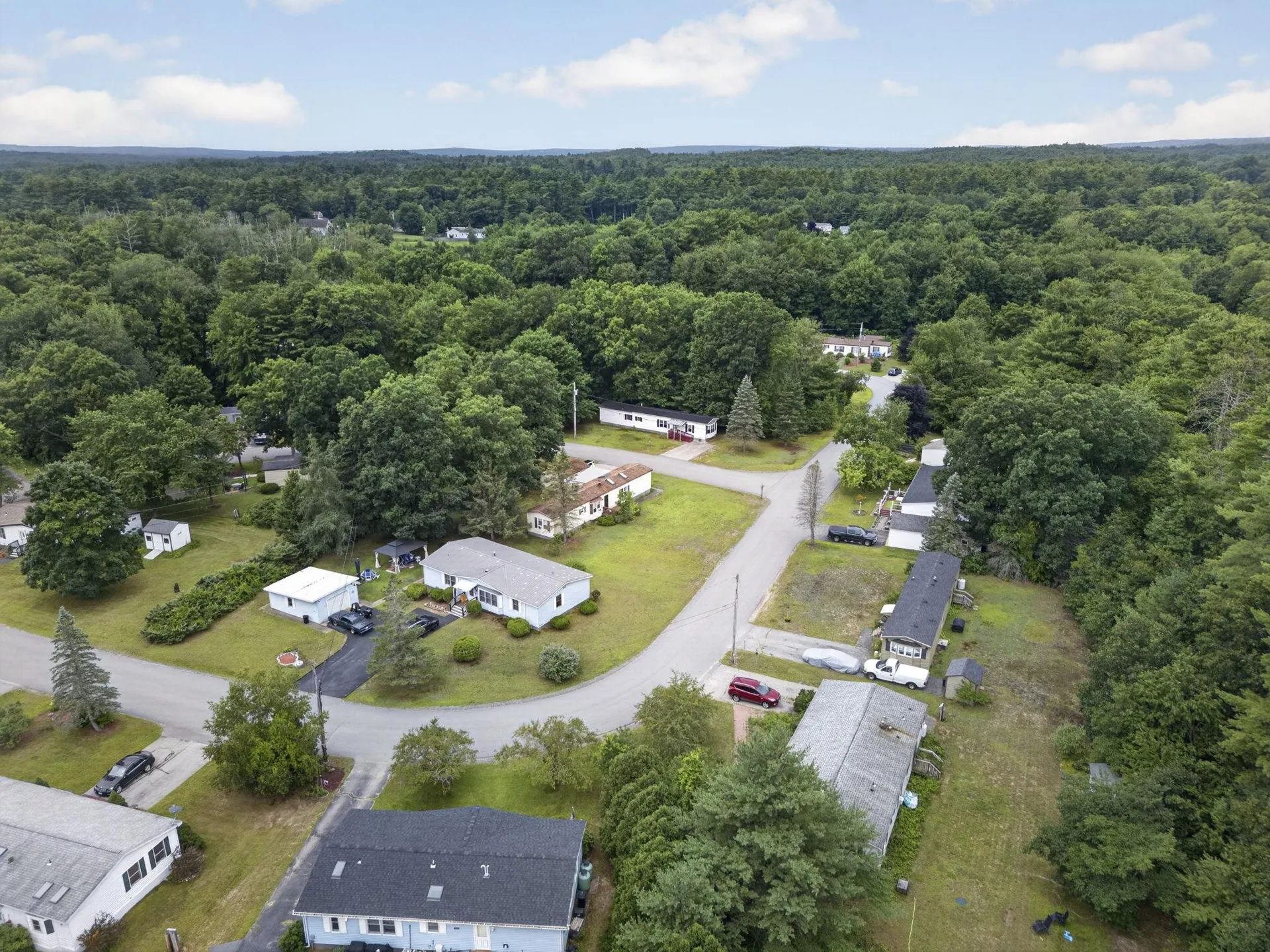19 Village Drive Raymond NH 03077