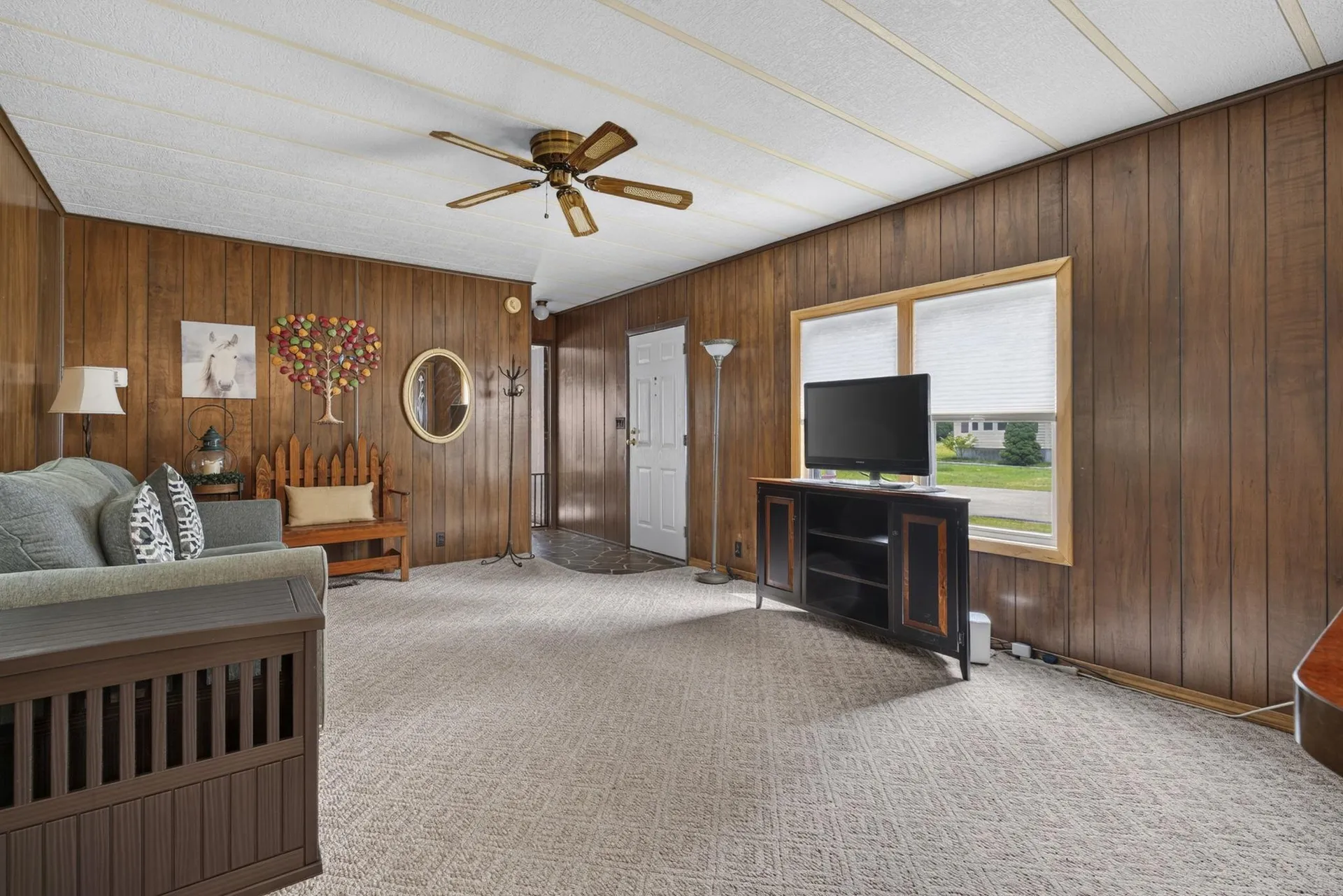 19 Village Drive Raymond NH 03077