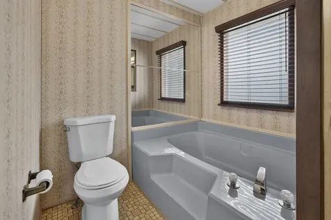 19 Village Drive Raymond NH 03077