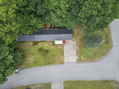 19 Village Drive Raymond NH 03077