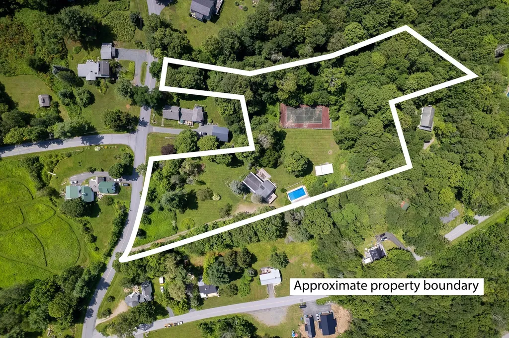57 Castle Hill Road Wilmington VT 05363