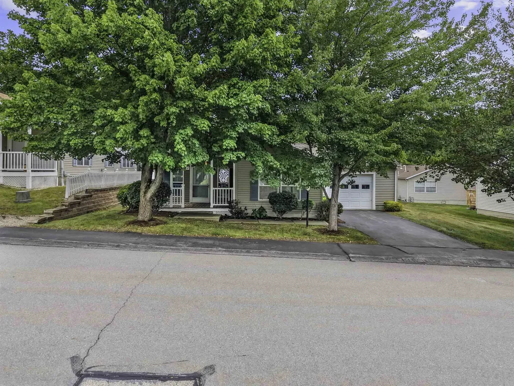 17 Heritage Way Manchester NH 03104