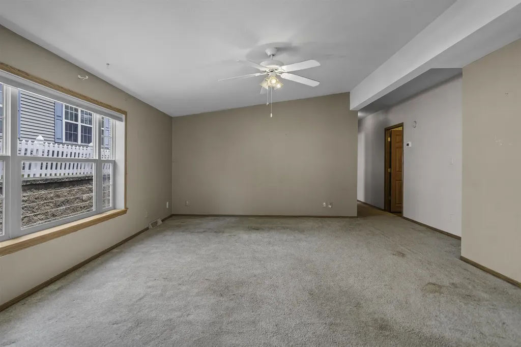 17 Heritage Way Manchester NH 03104