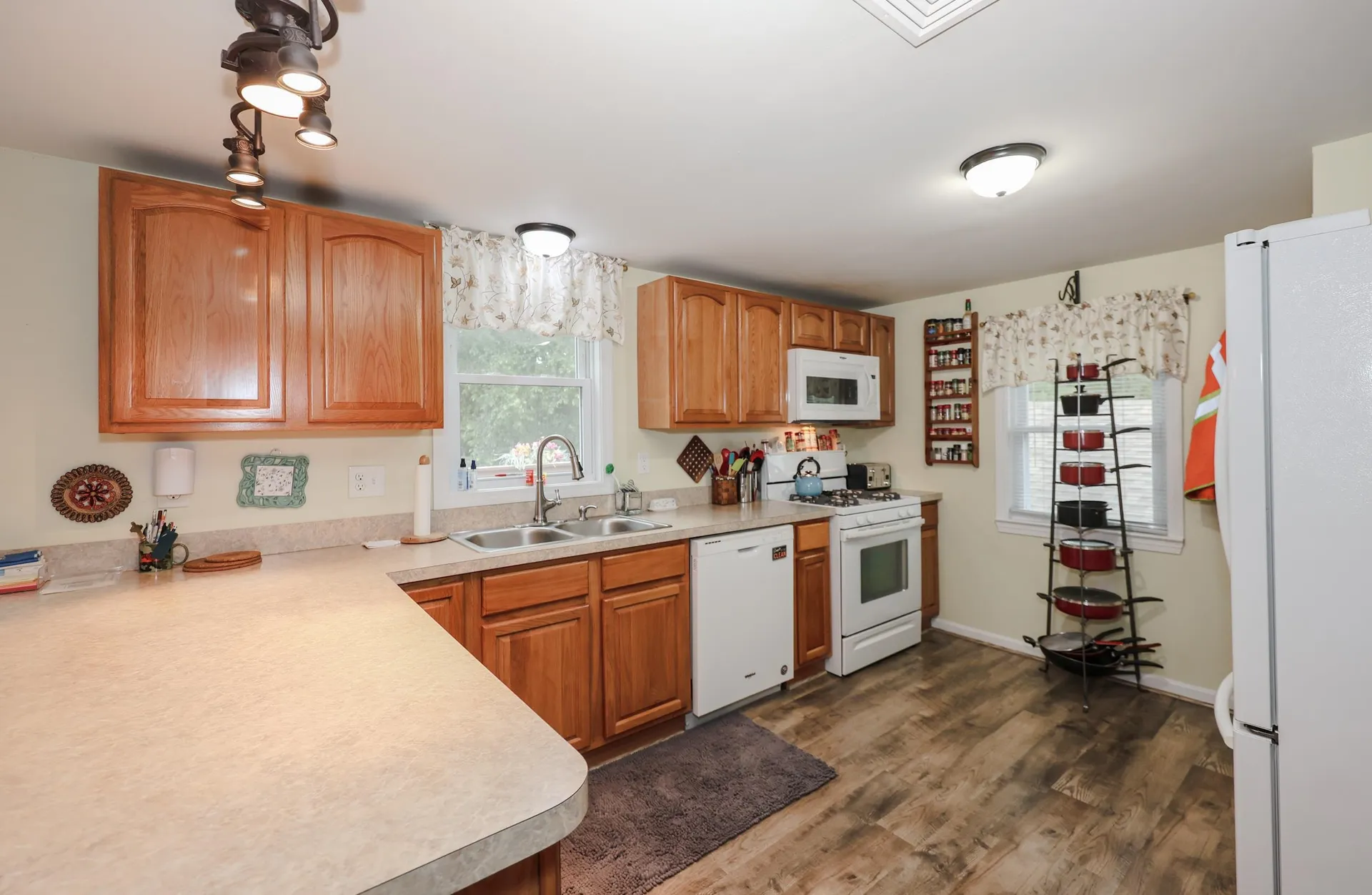 4 Caron Street Merrimack NH 03054