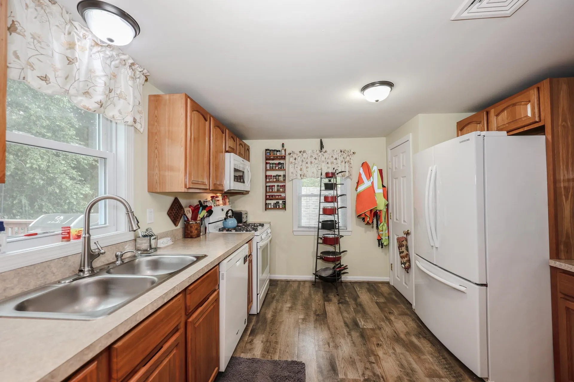 4 Caron Street Merrimack NH 03054