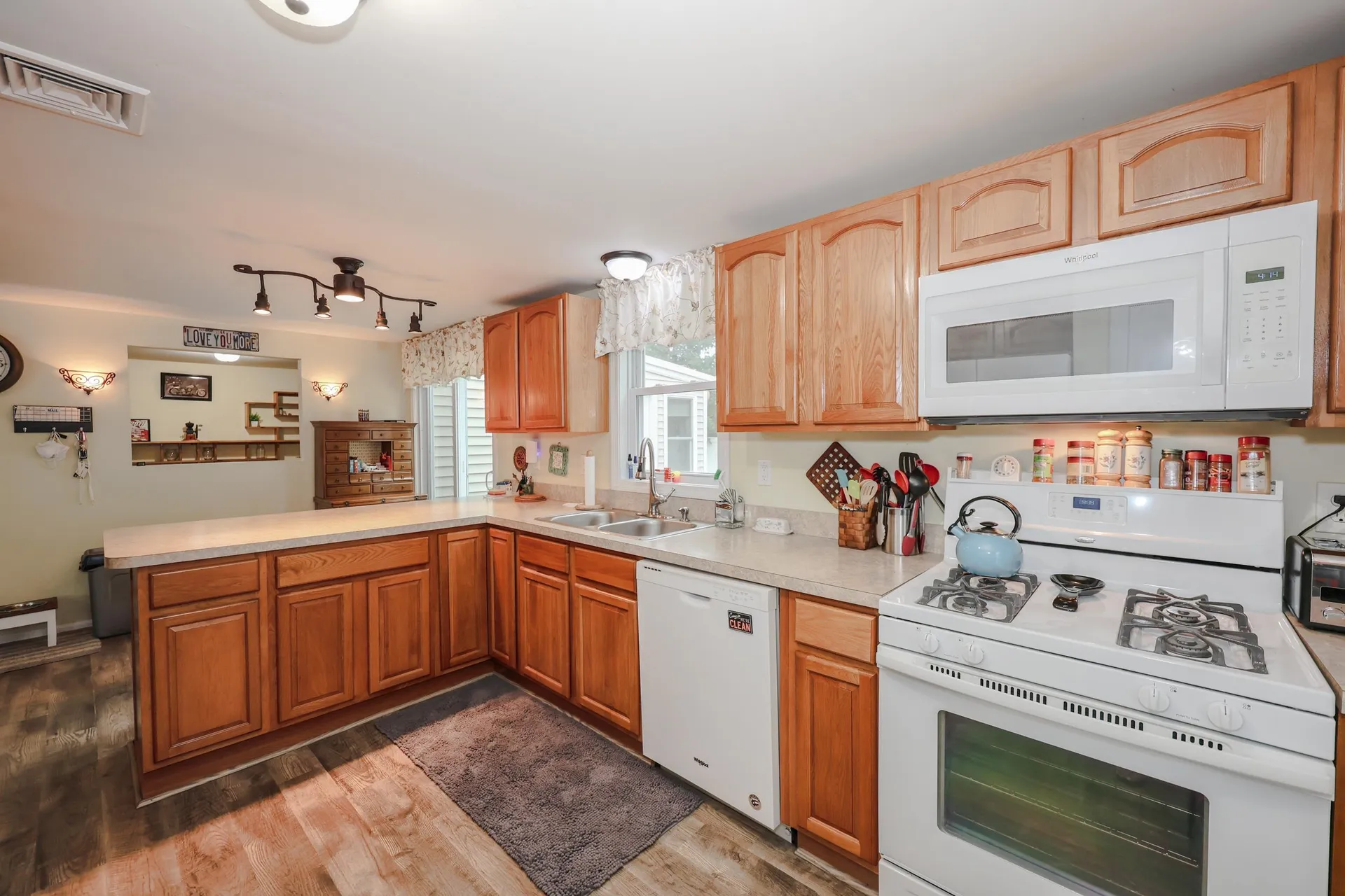 4 Caron Street Merrimack NH 03054