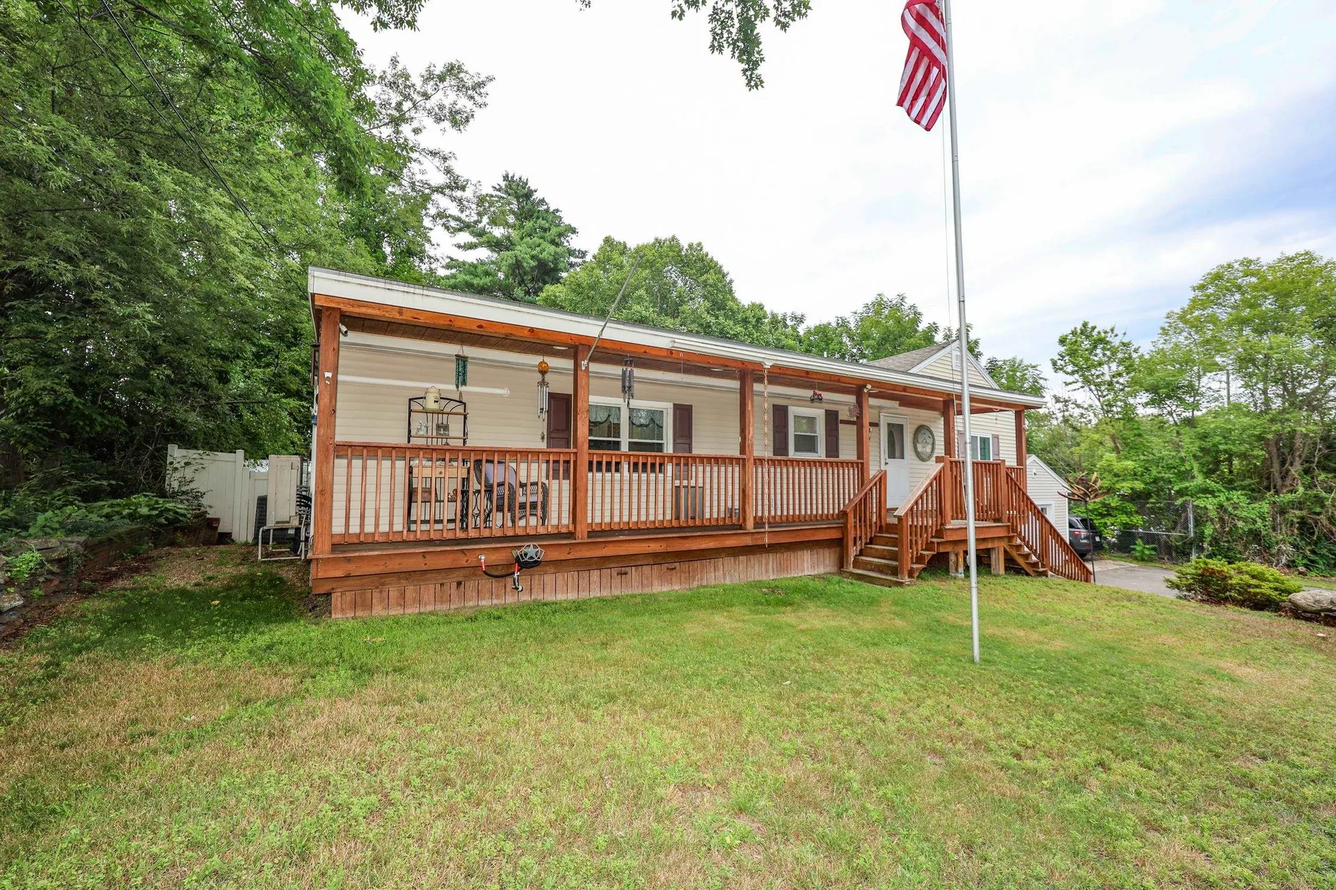 4 Caron Street Merrimack NH 03054
