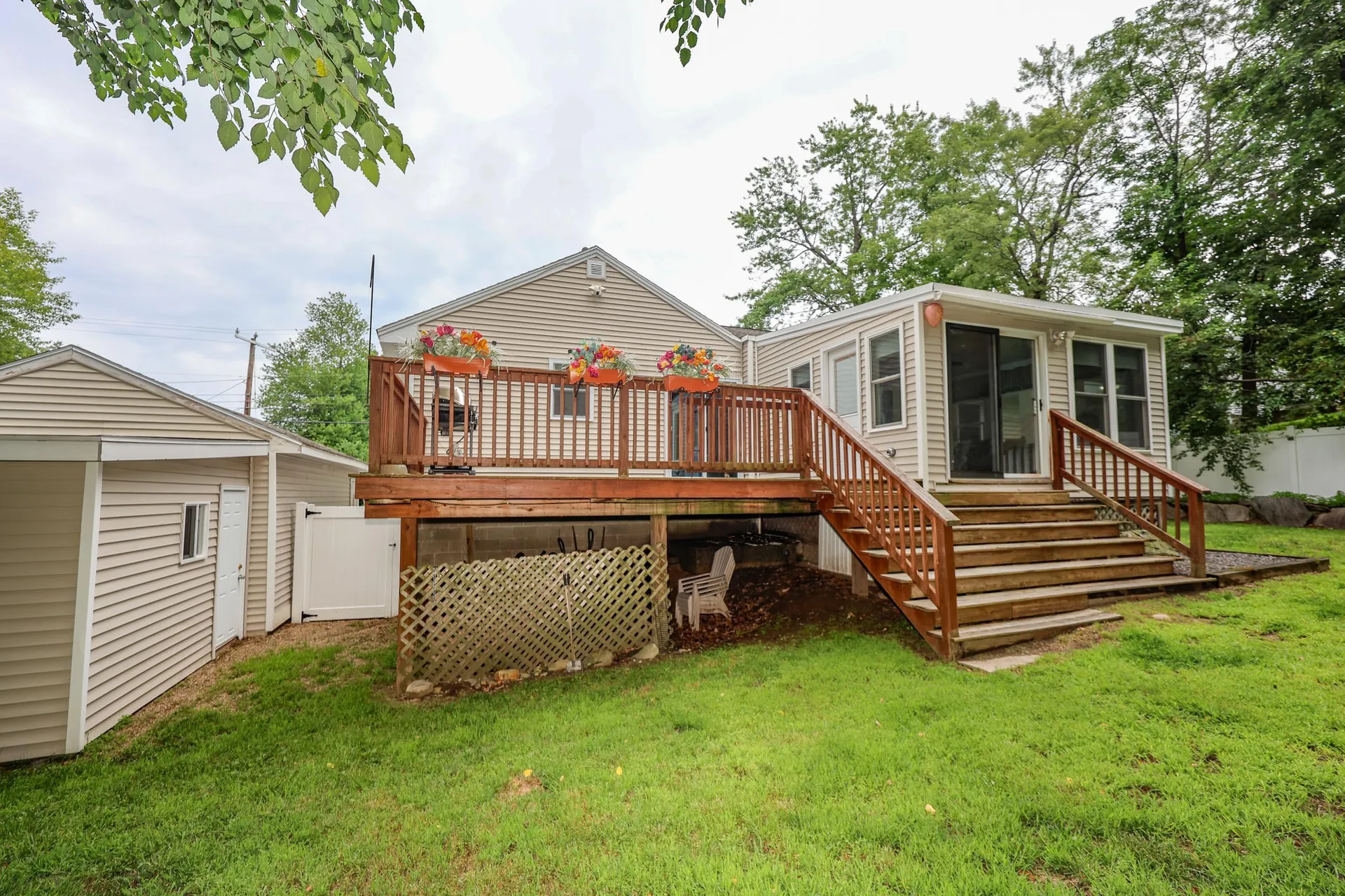 4 Caron Street Merrimack NH 03054
