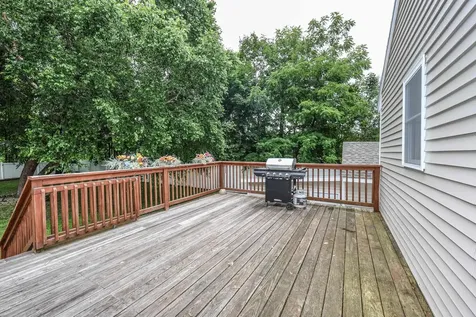 4 Caron Street Merrimack NH 03054