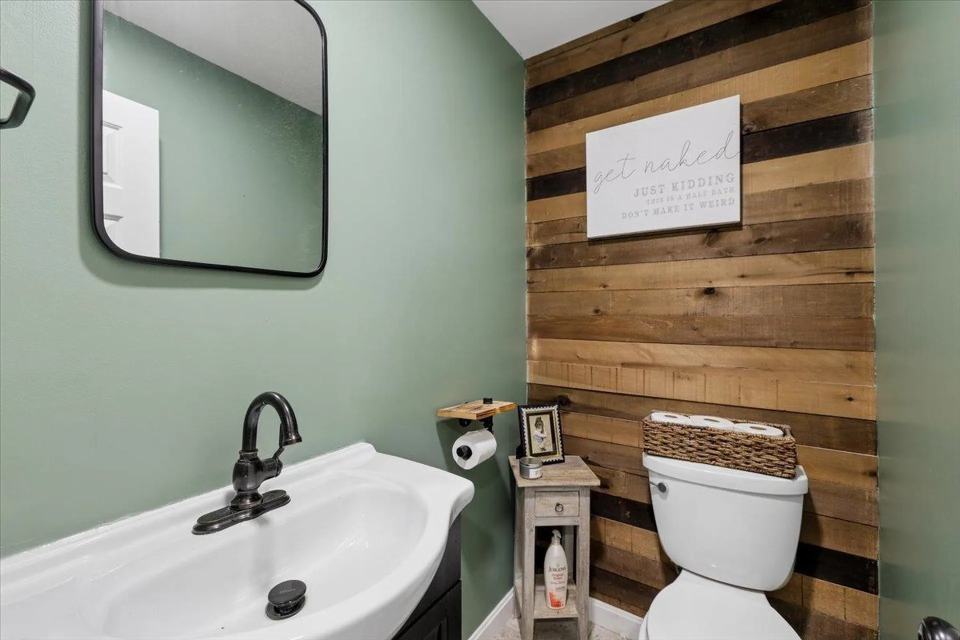 1465 Hooksett Road Hooksett NH 03106