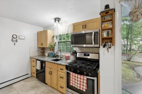 1465 Hooksett Road Hooksett NH 03106