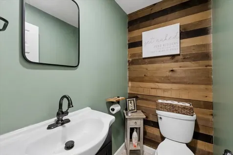 1465 Hooksett Road Hooksett NH 03106