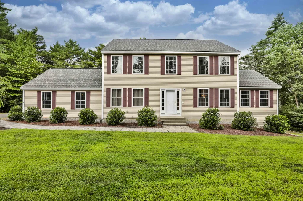 14 Ames Road Brookline NH 03033