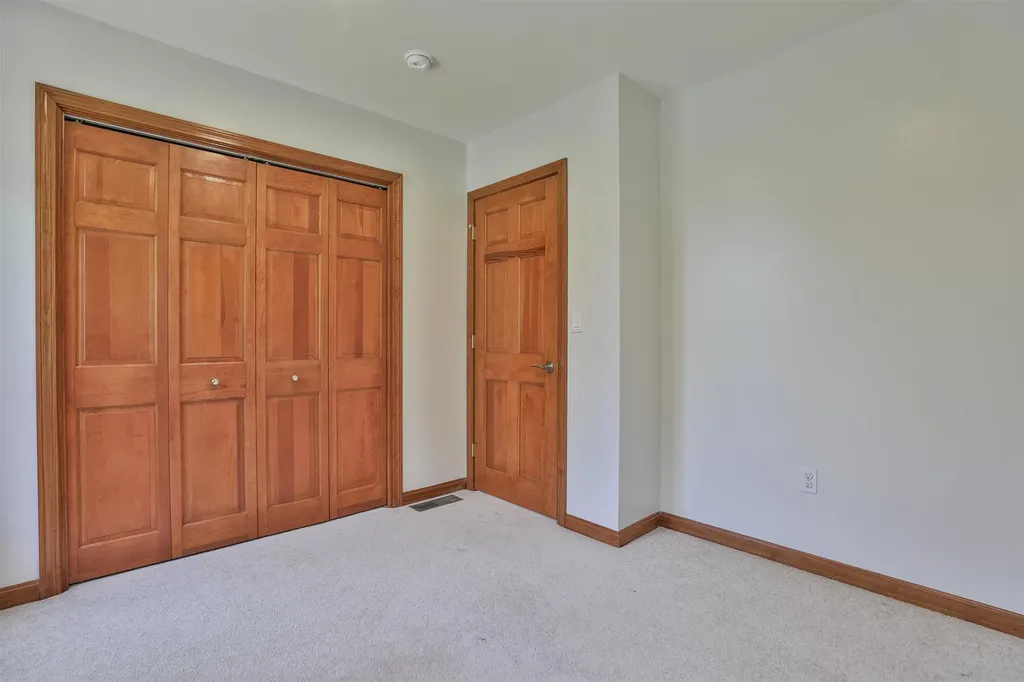 14 Ames Road Brookline NH 03033