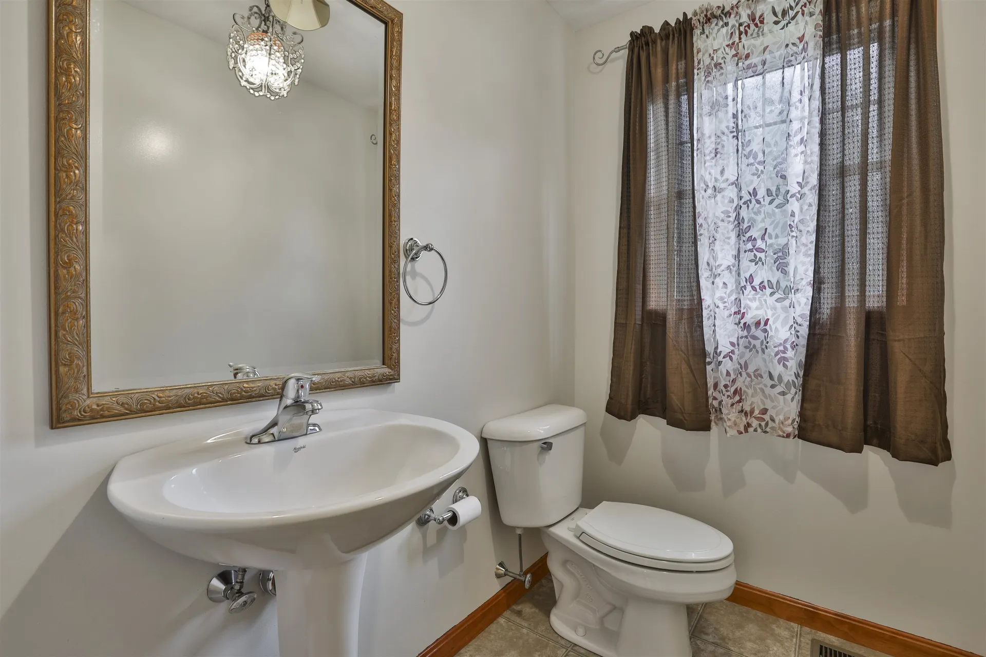 14 Ames Road Brookline NH 03033