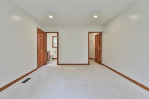 14 Ames Road Brookline NH 03033