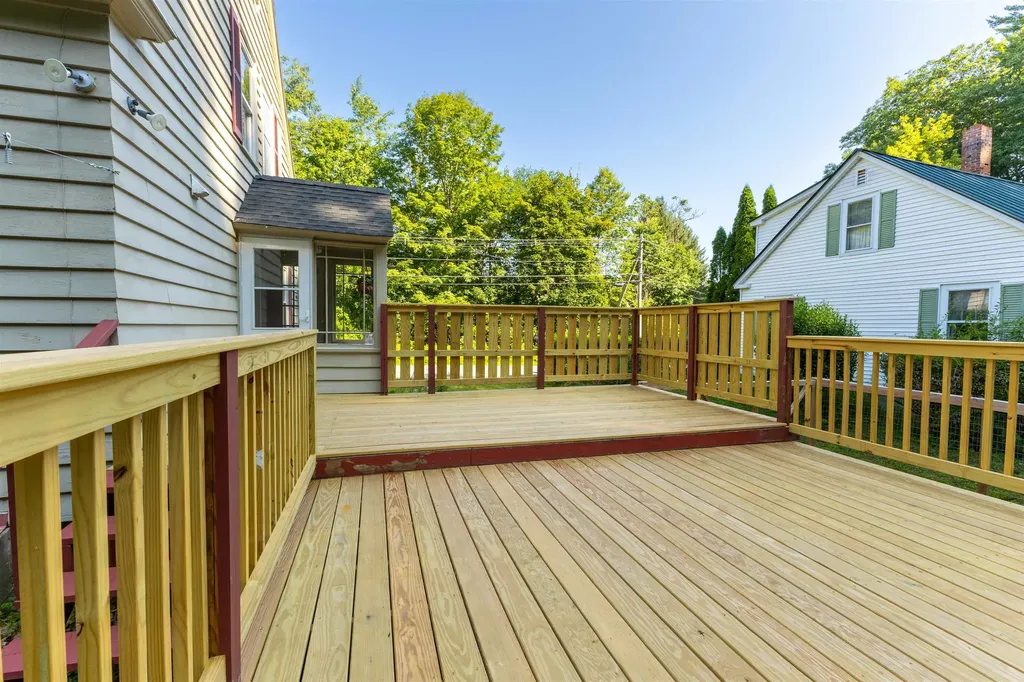 14 Bank Avenue Claremont NH 03743