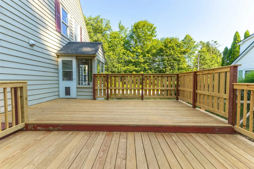 14 Bank Avenue Claremont NH 03743