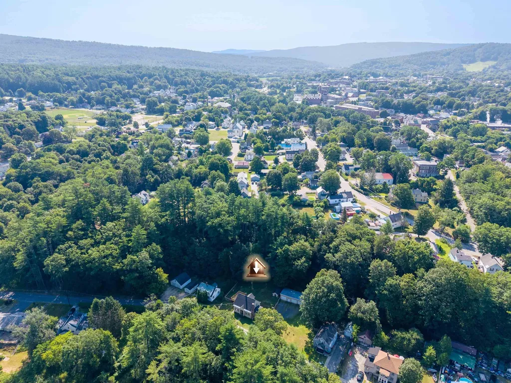 14 Bank Avenue Claremont NH 03743