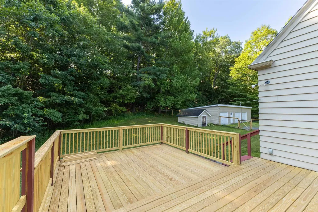 14 Bank Avenue Claremont NH 03743