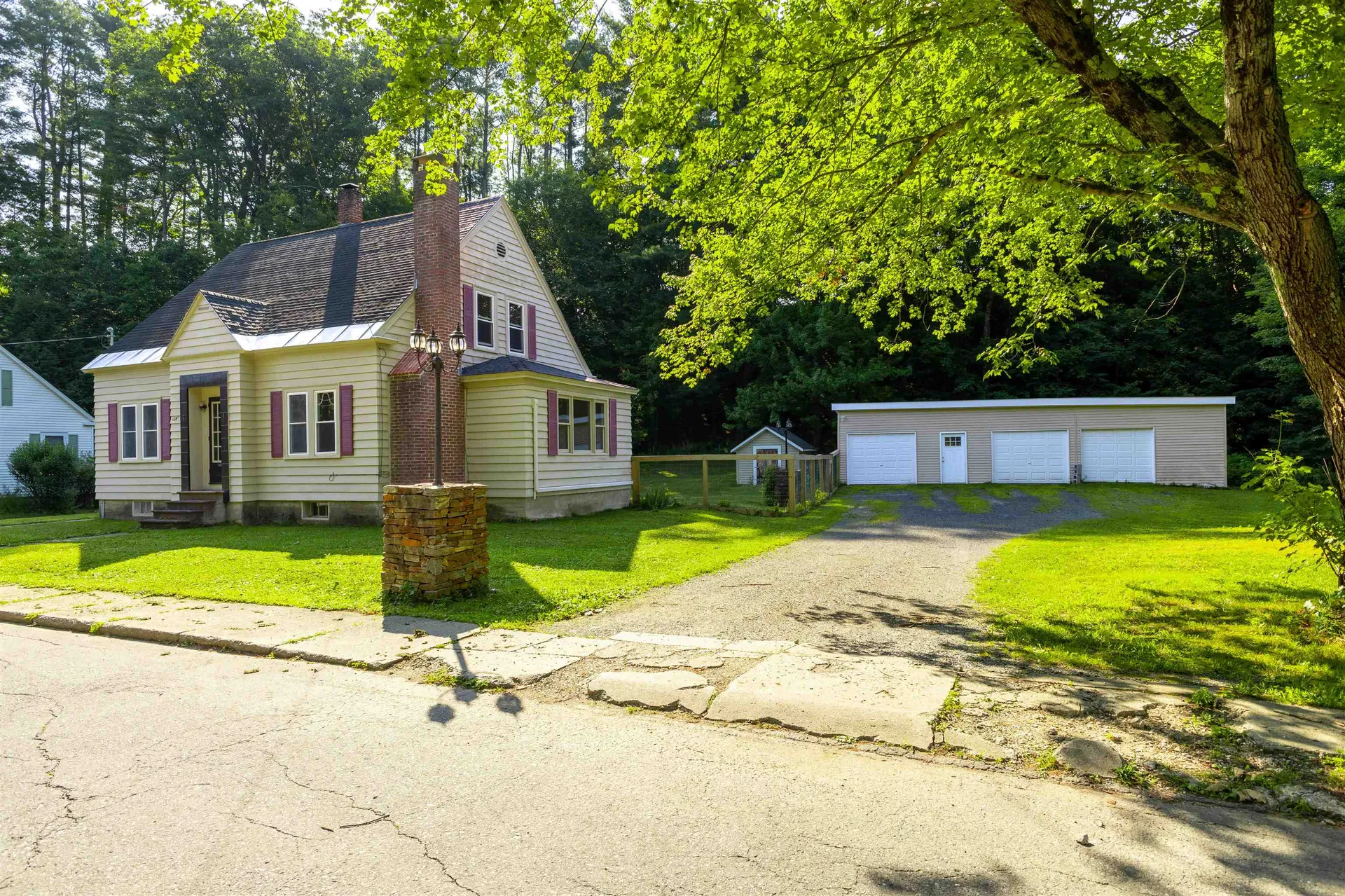 14 Bank Avenue Claremont NH 03743
