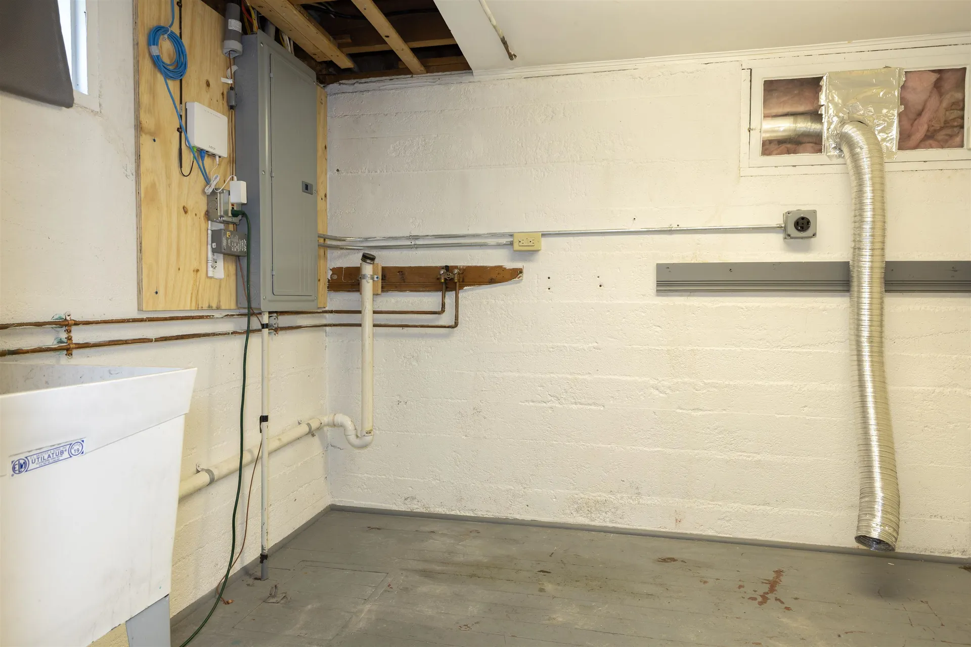 14 Bank Avenue Claremont NH 03743